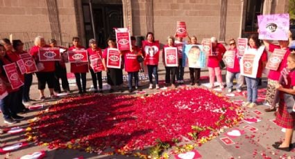 Por: Cortesía Madres de desaparecidos se manifiestan en Palacio de Gobierno en NL