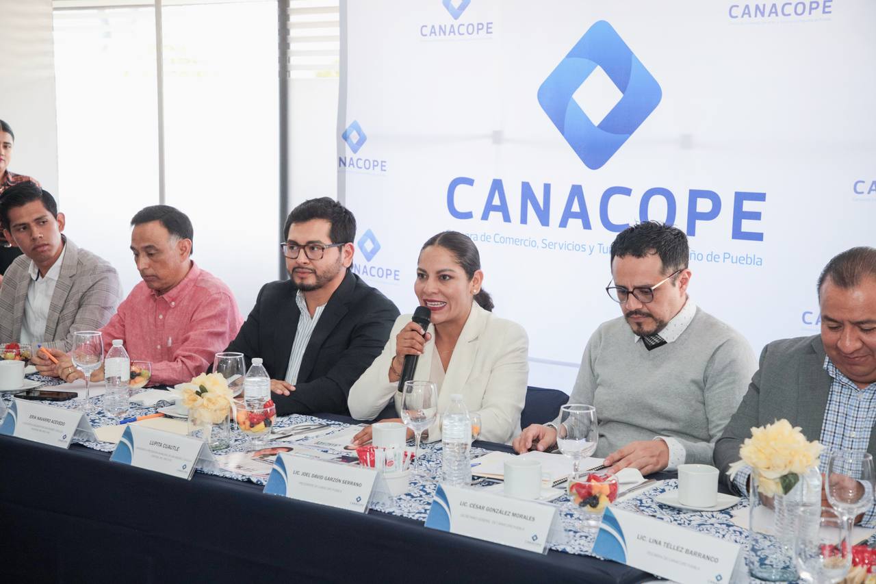 Comunicado oficial Lupita Cuautle participa en la Junta de Consejo de CANACOPE