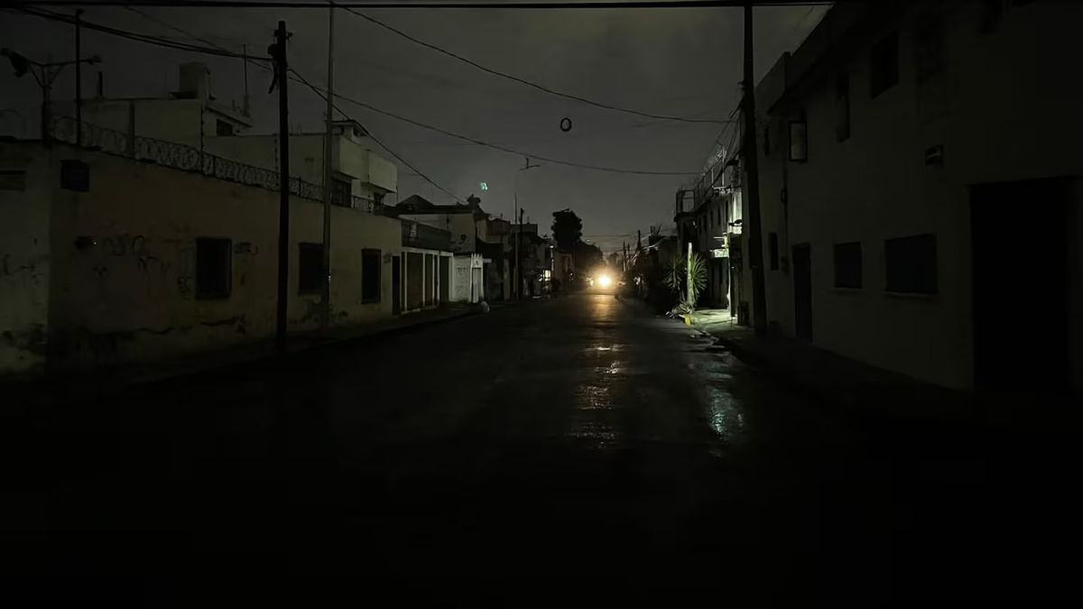 Por: Cortesía Alcalde de Puebla responsabiliza a CFE por apagones en juntas auxiliares
