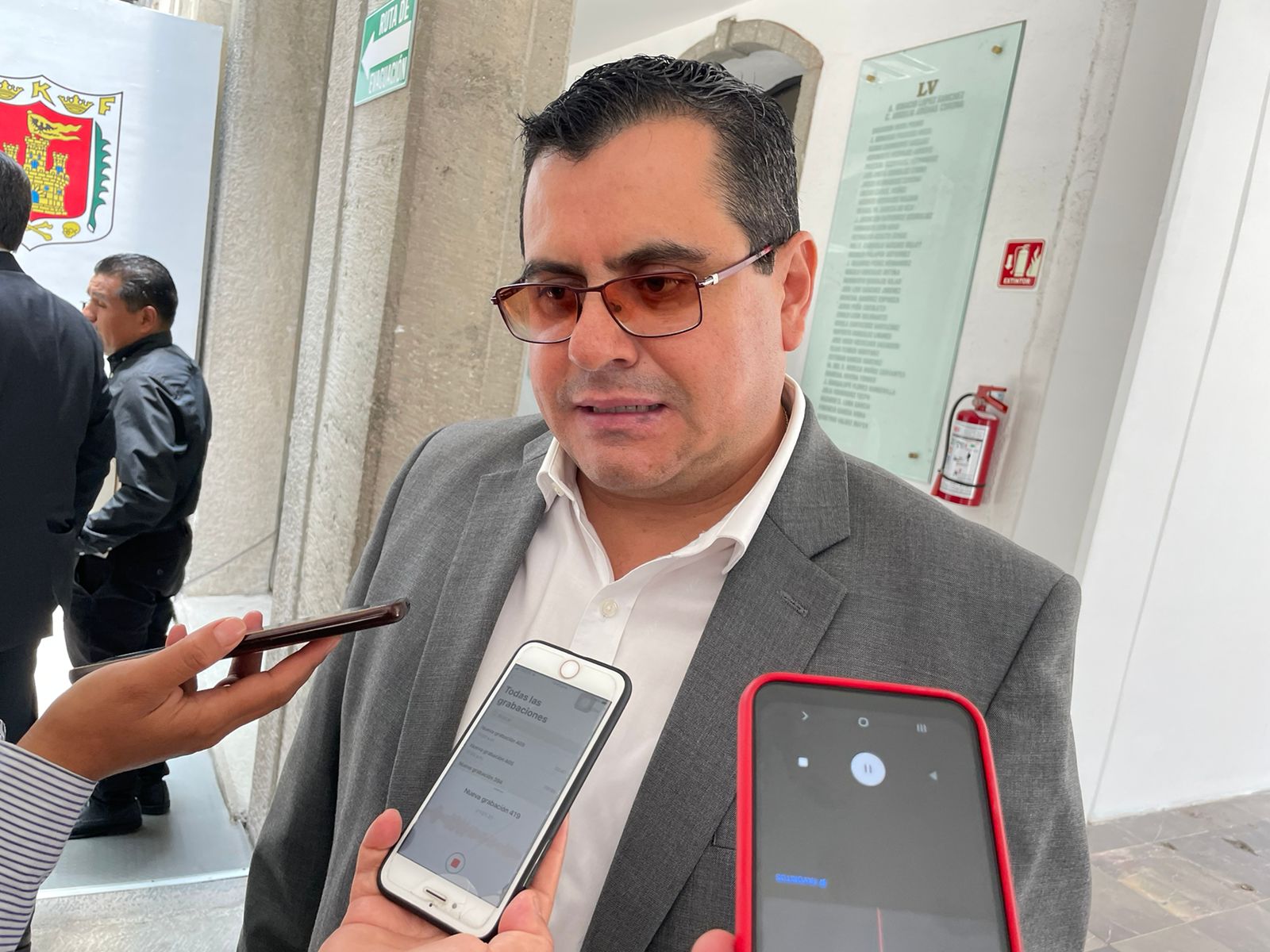 Sin fecha establecida para el regreso de diputados con licencia