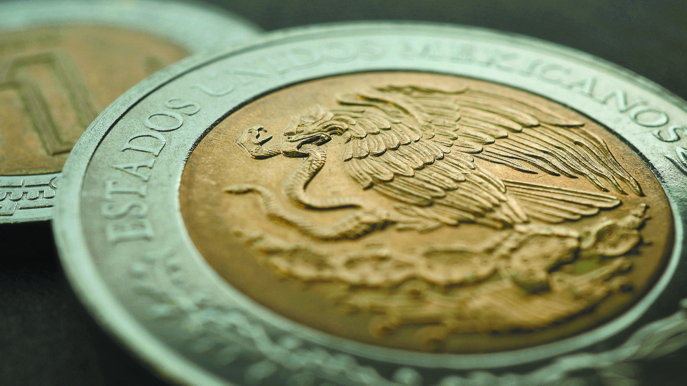 Por: Cortesía El peso mexicano pierde valor frente al dólar por tercera jornada consecutiva