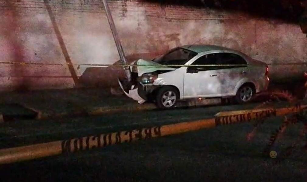 Por: Cortesía Conductor sufre infarto y muere al chocar en Bulevar Xonaca, Puebla