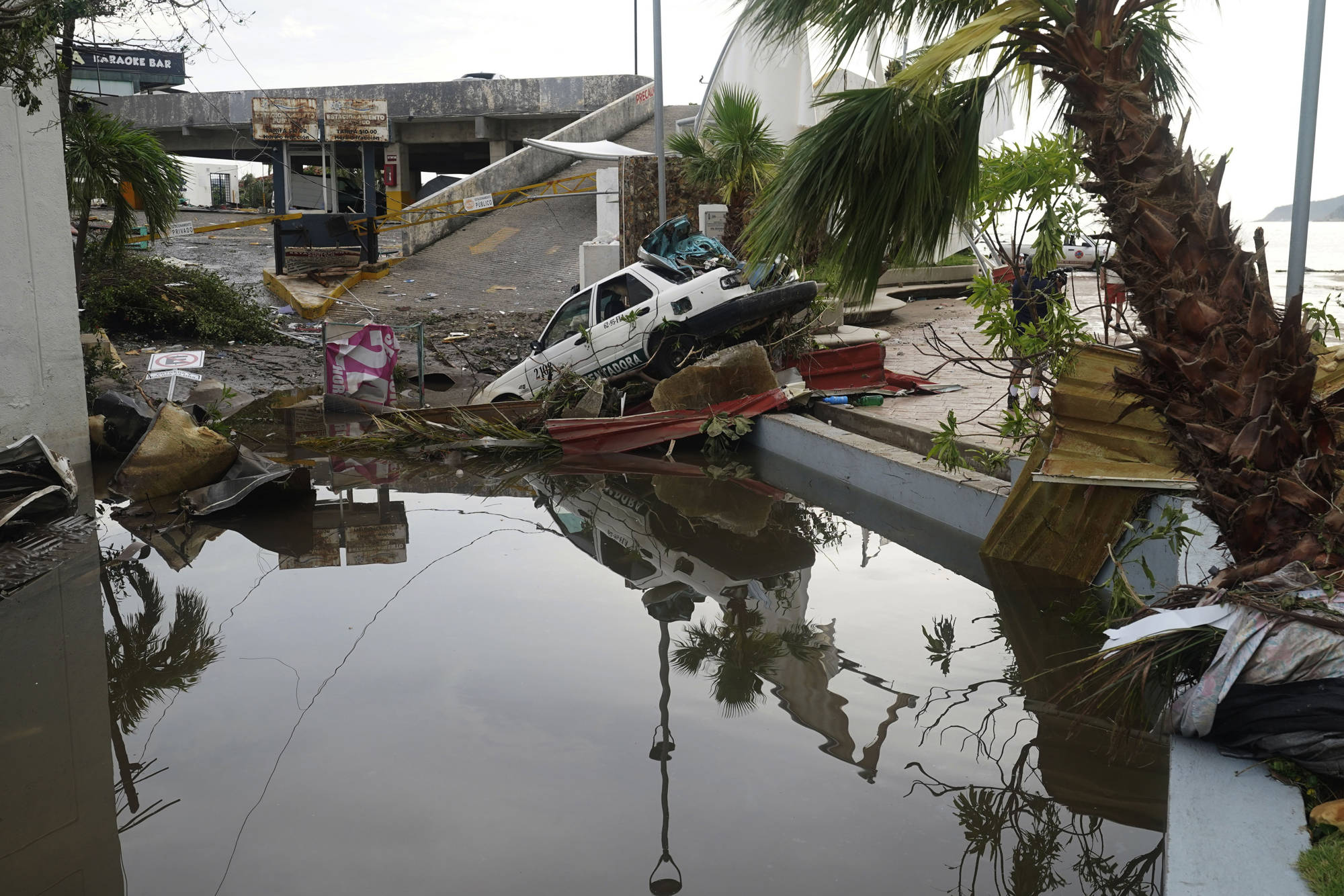 Por: Cortesía Claudia Sheinbaum anuncia plan de recuperación para Acapulco tras huracanes