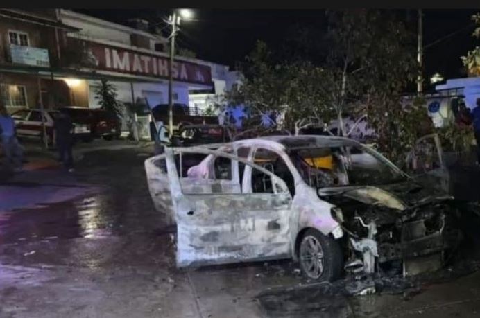 Por: Cortesía Delincuentes incendian taxis en Veracruz como represalia por detenciones