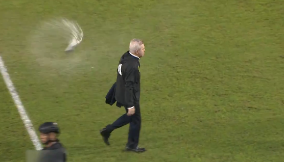 Por: Cortesía Javier Aguirre lesionado tras agresión en Honduras vs México