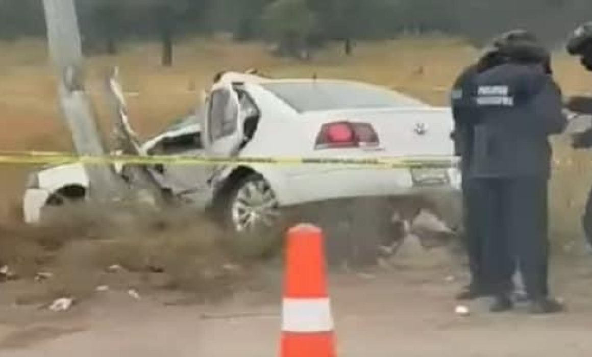 Por: Cortesía Tragedia en Apizaco-Tlaxco: madre muere en accidente camino al desfile