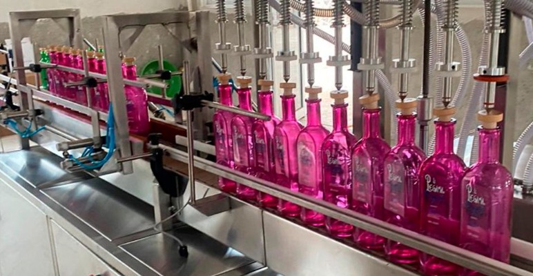 Puebla suma 50 marcas de mezcal registradas ante el Impi