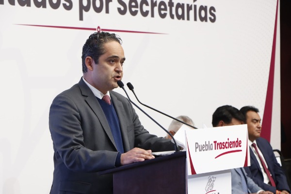 Dos ex funcionarios públicos con denuncias ante FGR por inversión fallida a Banco Accendo