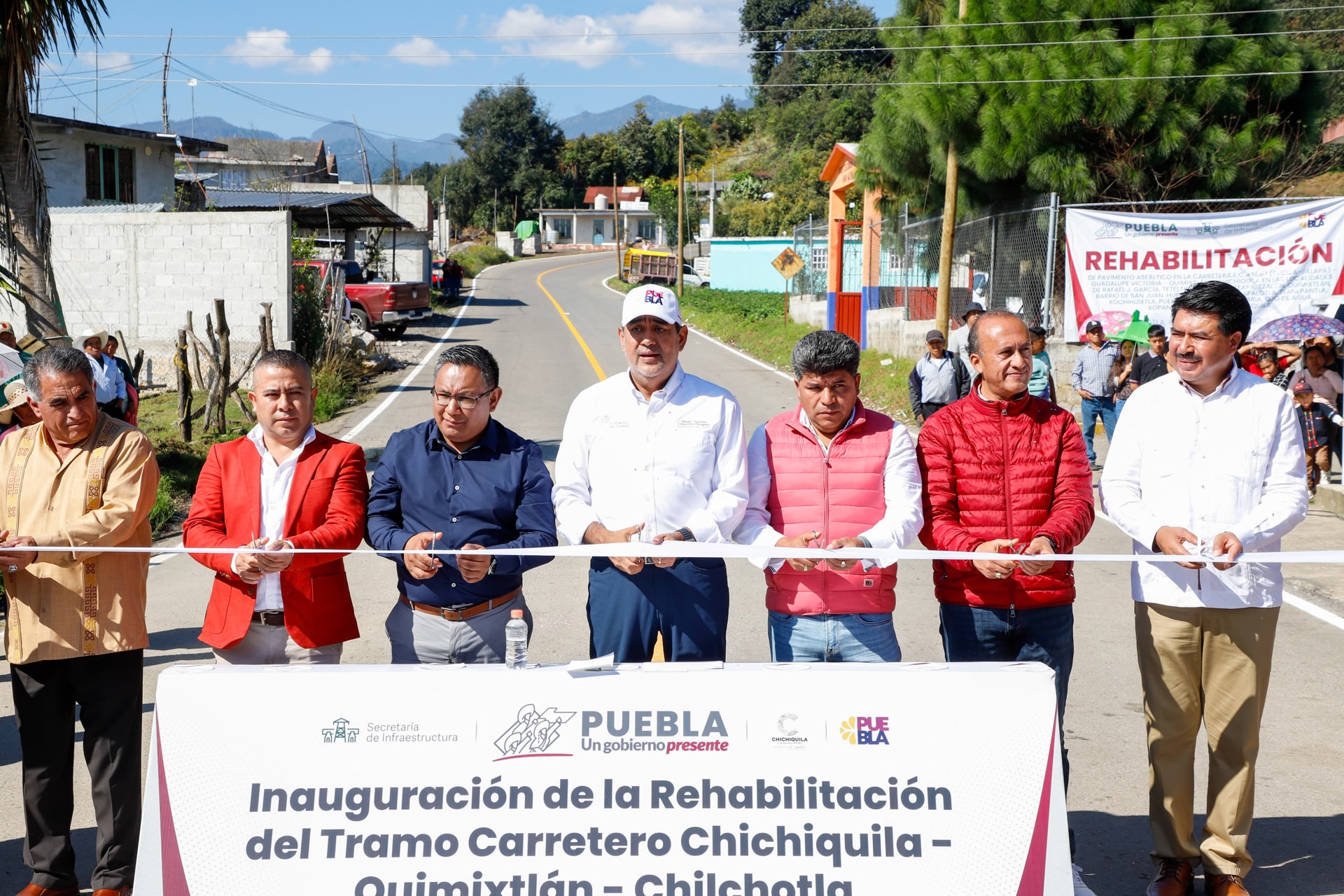 Por: Cortesía Gobernador Sergio Salomón impulsa obras en Puebla: carreteras y educación