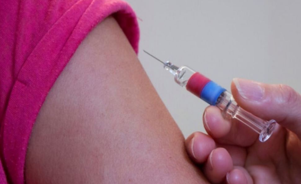 Por: Cortesía IMSS lanza campaña para vacunar contra el VPH a niñas y adolescentes en México