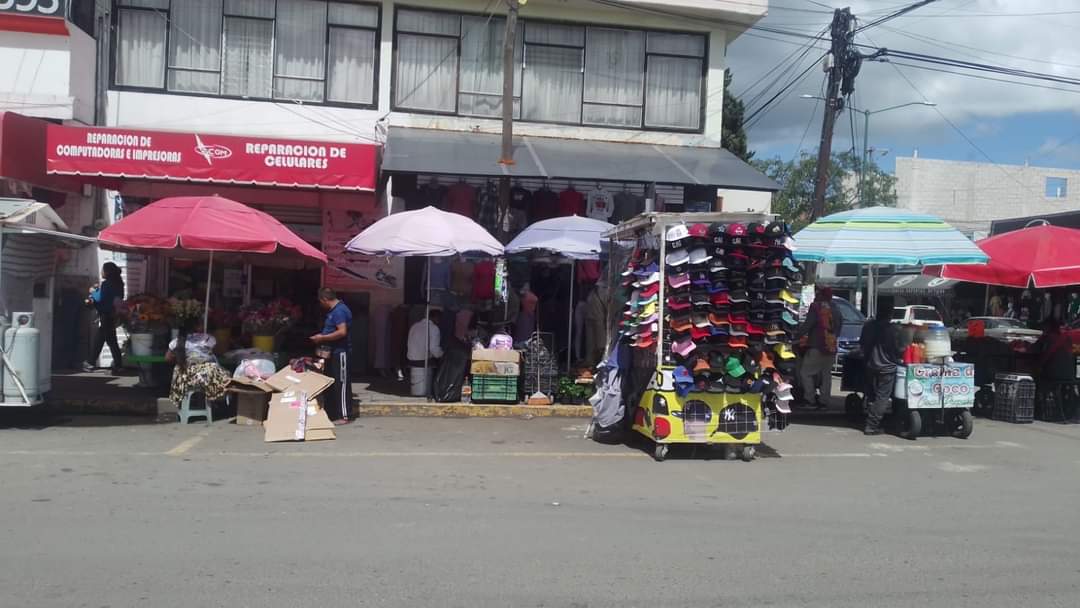 Por: Archivo  Exigen comerciantes regulación de ambulantaje en Apizaco