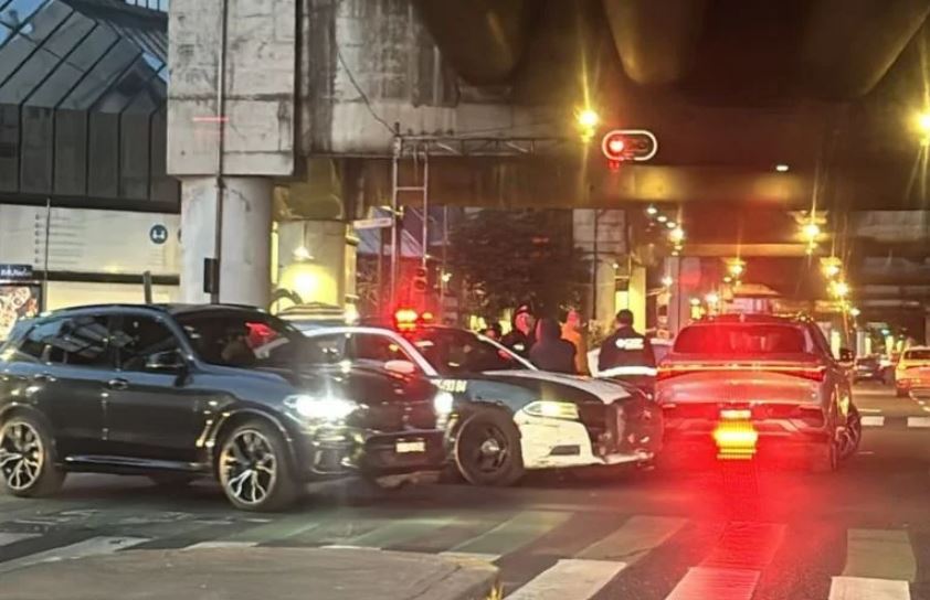 Por: Cortesía Motociclista grave tras accidente en Benito Juárez, fuertes afectaciones viales