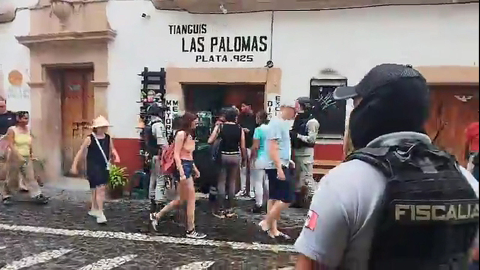 Por: Cortesía Asalto en Taxco: Roban 20 kilos de joyería de plata en pleno centro