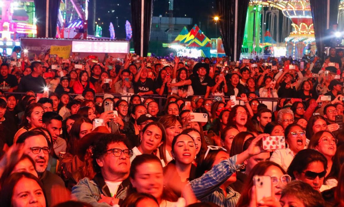 Por: Cortesía ¡Ha-Ash rompe récord en Tlaxcala con más de 12,000 personas! Conoce todos los detalles de la Feria de Ferias 2024