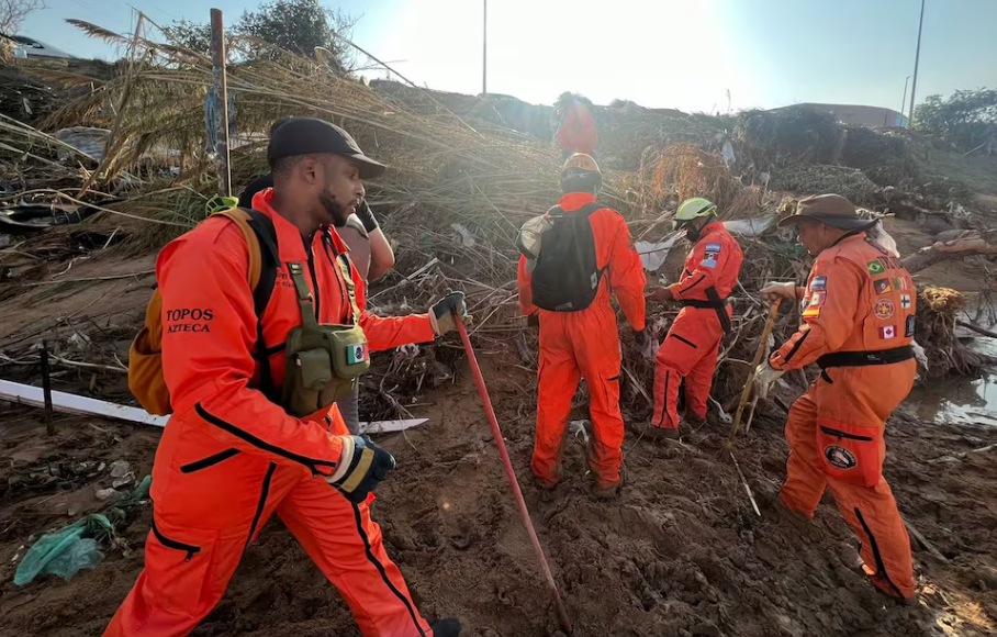 Por: Cortesía Topos Azteca de México llega a Valencia para ayudar tras graves inundaciones