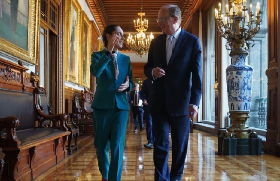 Por: Cortesía Claudia Sheinbaum y Larry Fink analizan el impulso de inversiones en México