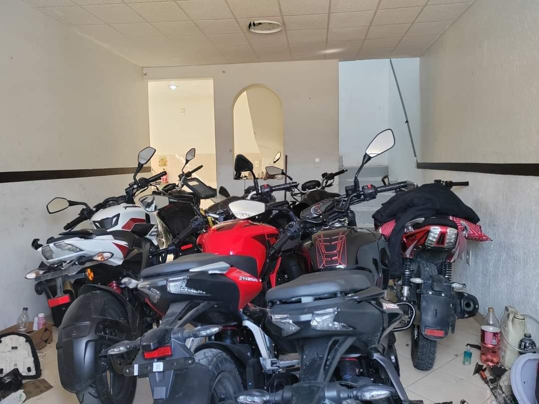 Por: Cortesía Policía de Chiautempan asegura inmueble con motocicletas robadas en Xaxala