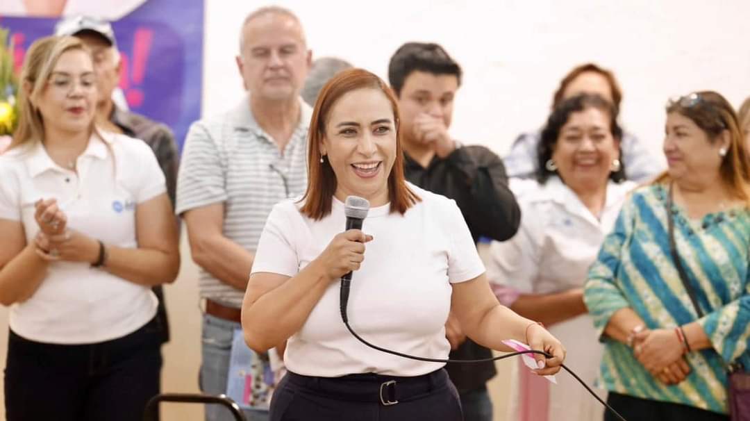 Por: Especial  Adriana Dávila llama al Voto "por la reconstrucción" del PAN