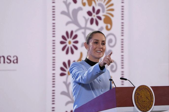 Por: Cortesía Sheinbaum presenta el programa Bachetón: 4 mil millones para baches