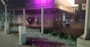 Por: Cortesía Atacan con saña el muro de cristal del INAI en CDMX: Inicia investigación por daño a la propiedad