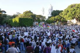 Por: Cortesía Marchan en Chilpancingo para exigir justicia por el asesinato del alcalde