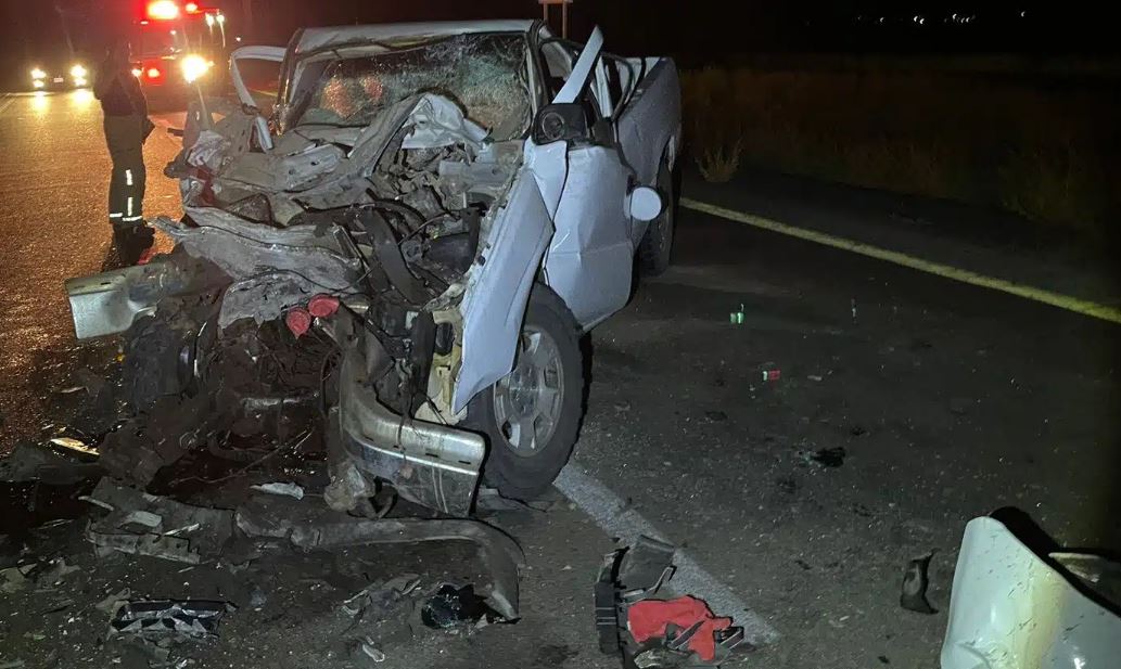 Por: Cortesía Fatal accidente en carretera México 15: Dos personas mueren tras chocar con tráiler