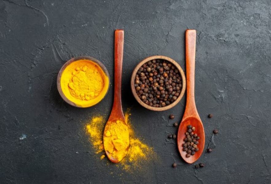 Por: Cortesía Descubre los Poderosos Beneficios de la Cúrcuma y Pimienta Negra para tu Salud