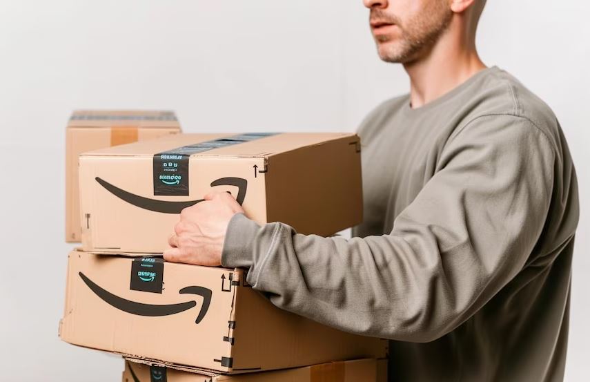 Por: Cortesía Amazon cambia su política de devoluciones: tarifas para vendedores desde 2025