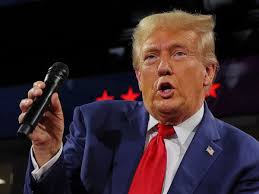 Por: Cortesía Trump amenaza con imponer aranceles del 200% a autos mexicanos si gana las elecciones