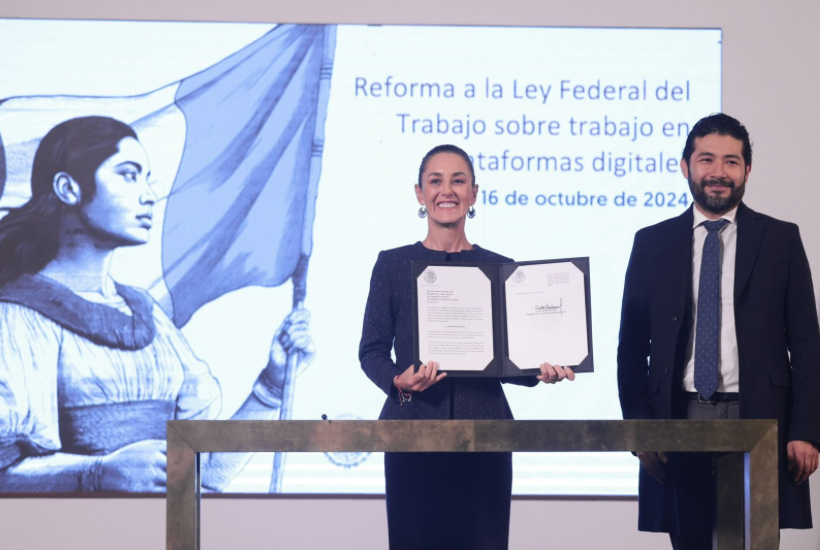 Por: Cortesía Claudia Sheinbaum firma reforma para garantizar seguridad social a repartidores