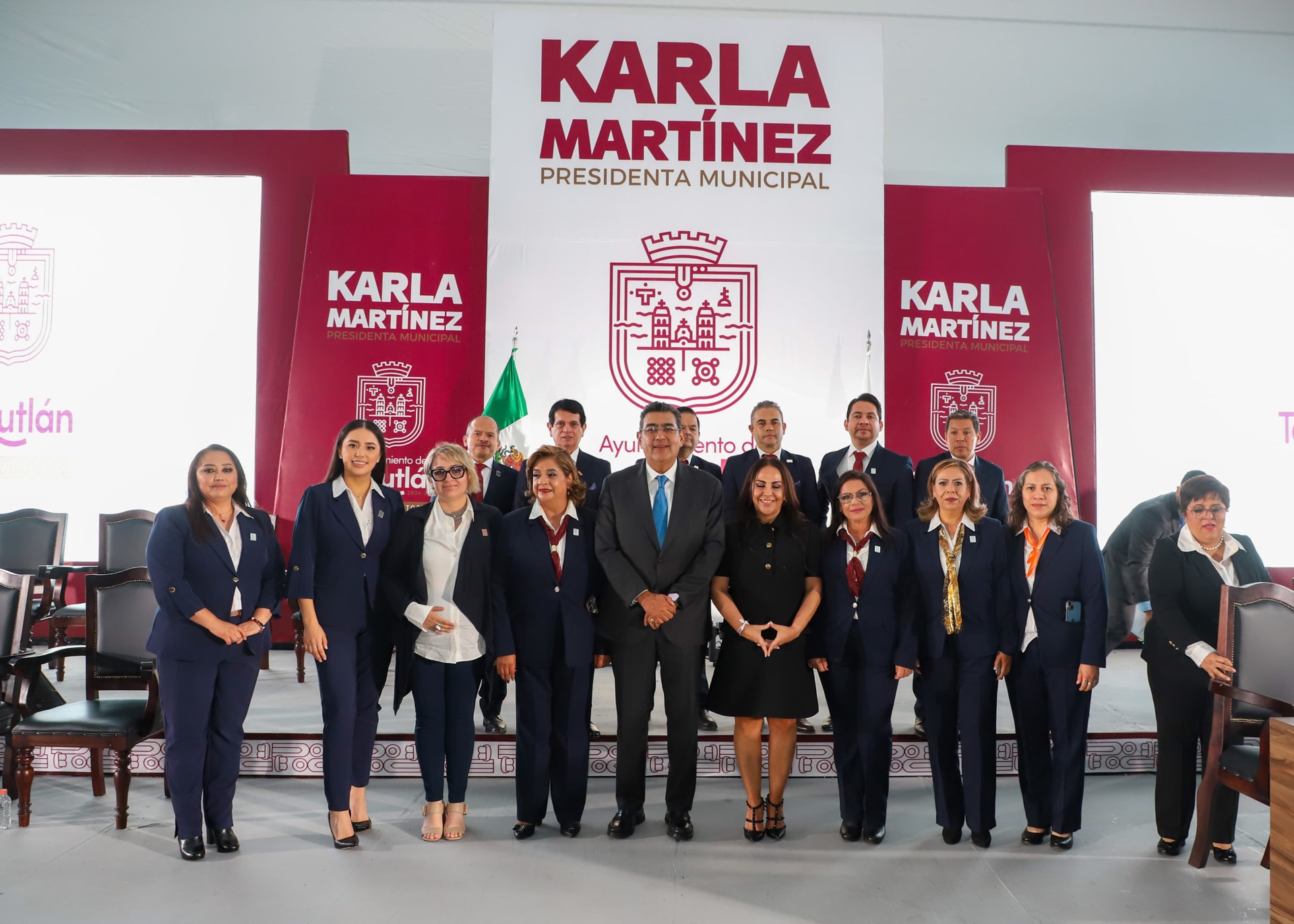 Por: Cortesía Sergio Salomón destaca seguridad y servicios en toma de protesta de alcaldes