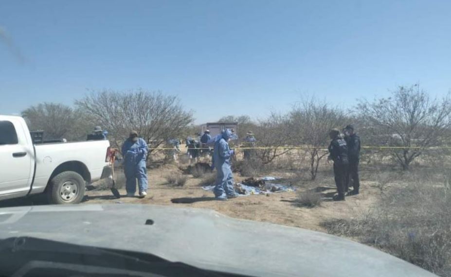 Por: Cortesía Hallan ocho cuerpos en fosas clandestinas en la costa de Hermosillo