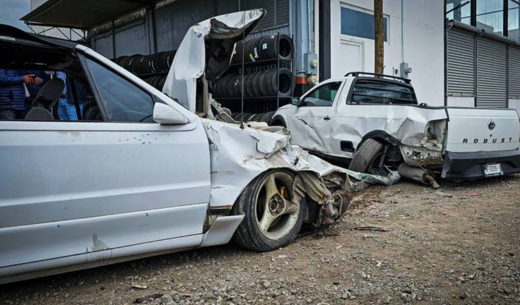 Por: Cortesía Accidente en Tulancingo: menor choca camioneta estacionada sin heridos