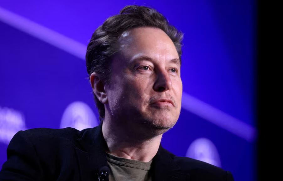 Por: Cortesía Elon Musk vs. OpenAI: ¿Es acoso legal o una estrategia competitiva?