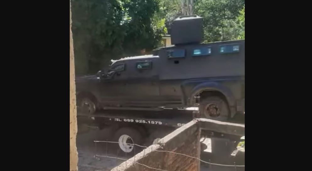 Por: Cortesía Sedena asegura vehículo “monstruo” blindado en Cosalá, Sinaloa