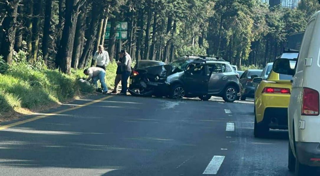Por: Cortesía Accidente en la México-Toluca hacia CDMX: tráfico lento y rutas alternas