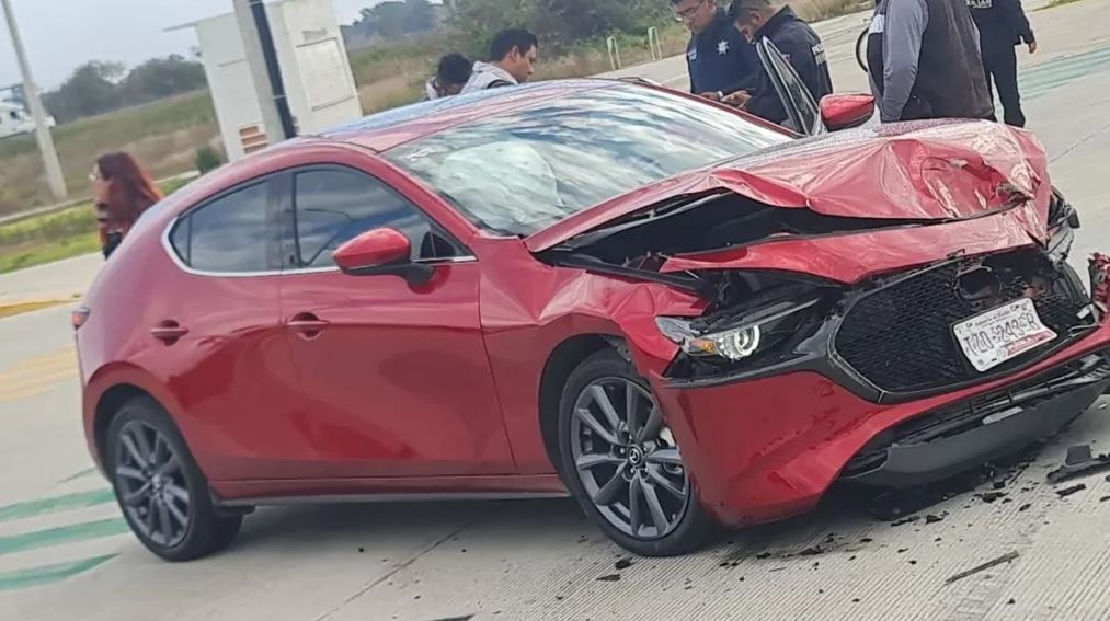 Por: Cortesía Choque en San José Chiapa: 12 estudiantes heridos en accidente
