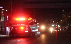 Por: Cortesía Rescate de una mujer que intentaba lanzarse de un puente en Puebla