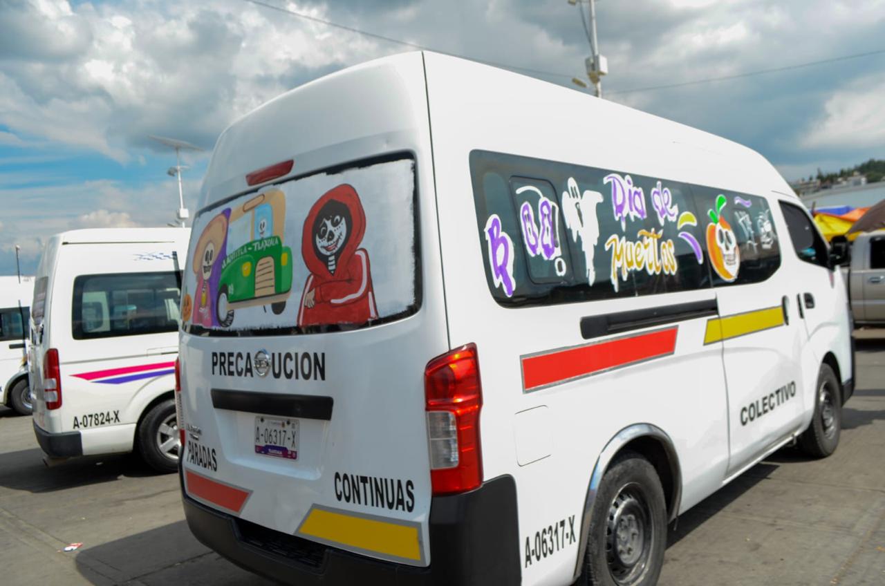Por: Cortesía  Celebra el Día de Muertos: transportes públicos en Tlaxcala se decorarán con tradición