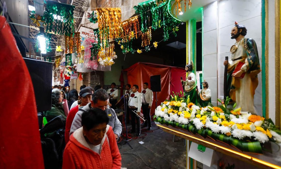 Por: Cortesía Locatarios del mercado municipal de Tlaxcala celebran a San Judas Tadeo