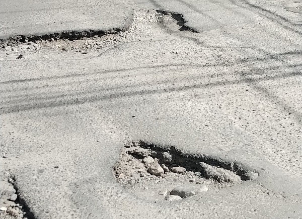 Por: Cortesía Gobierno responsabiliza a ayuntamientos por mal estado de calles