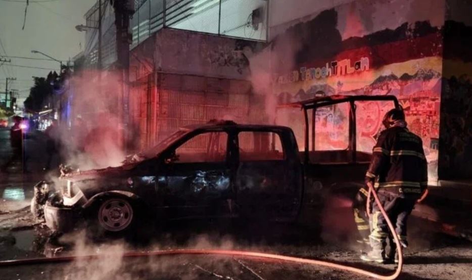 Por: Cortesía Incendio de patrulla en Tepito: ¿falla técnica o ataque criminal?