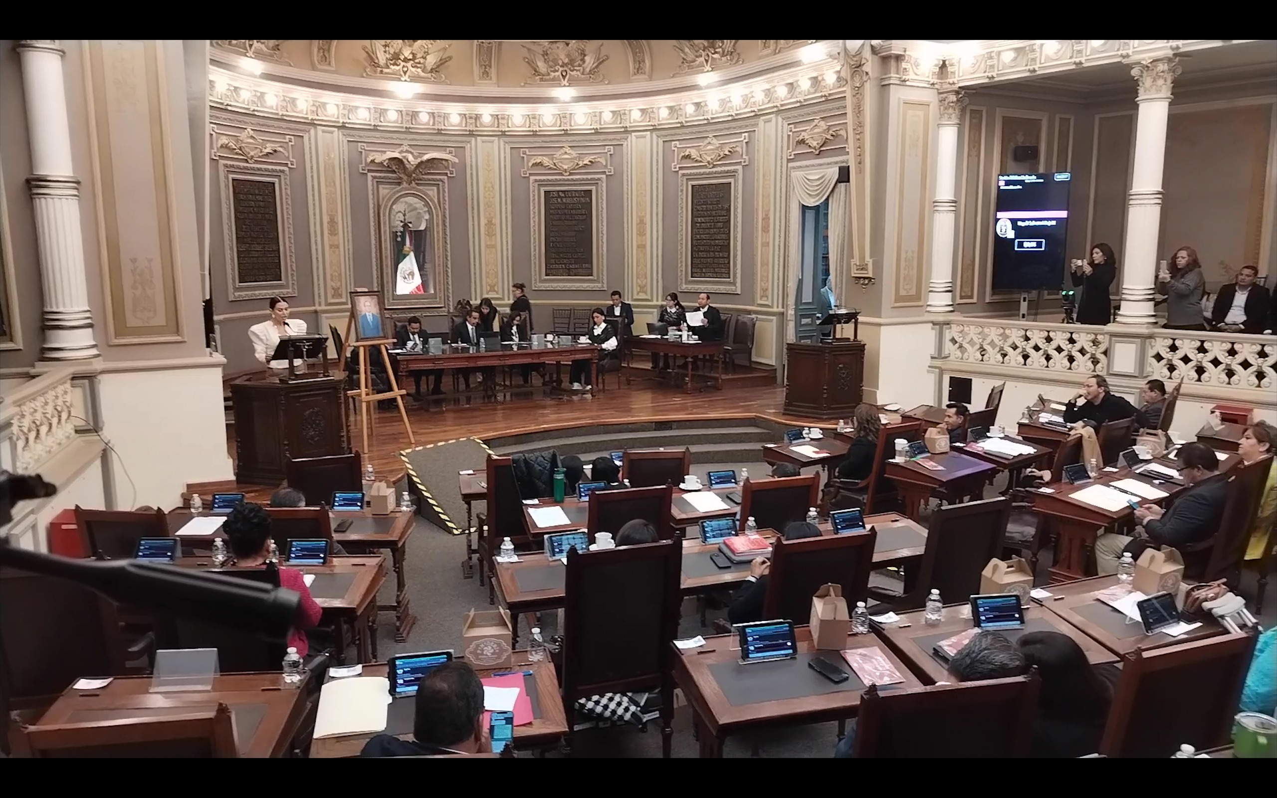 Reconoce Congreso del Estado al periodista cholulteca Epigmenio Rojas 