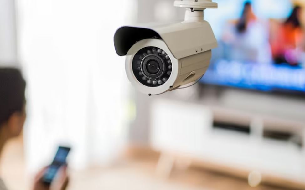 Por: Cortesía Cómo garantizar tu privacidad y detectar cámaras ocultas en Airbnb