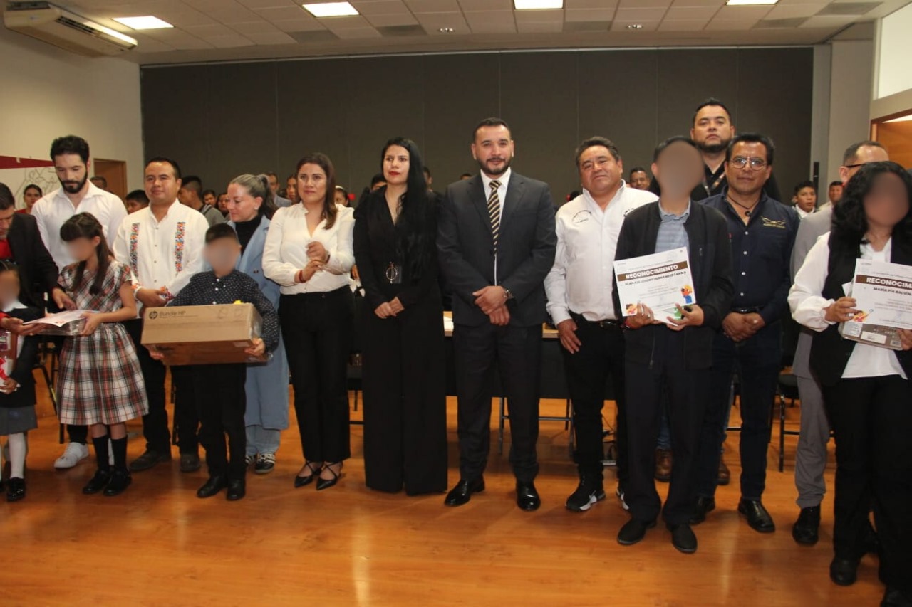 Por: Cortesía Puebla premia a jóvenes en concurso de video "No al trabajo infantil"