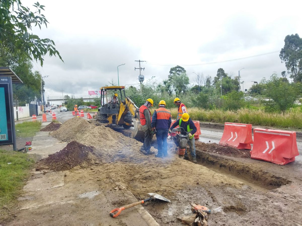 Agua de Puebla construye nuevo colector pluvial en la zona de Chapulco