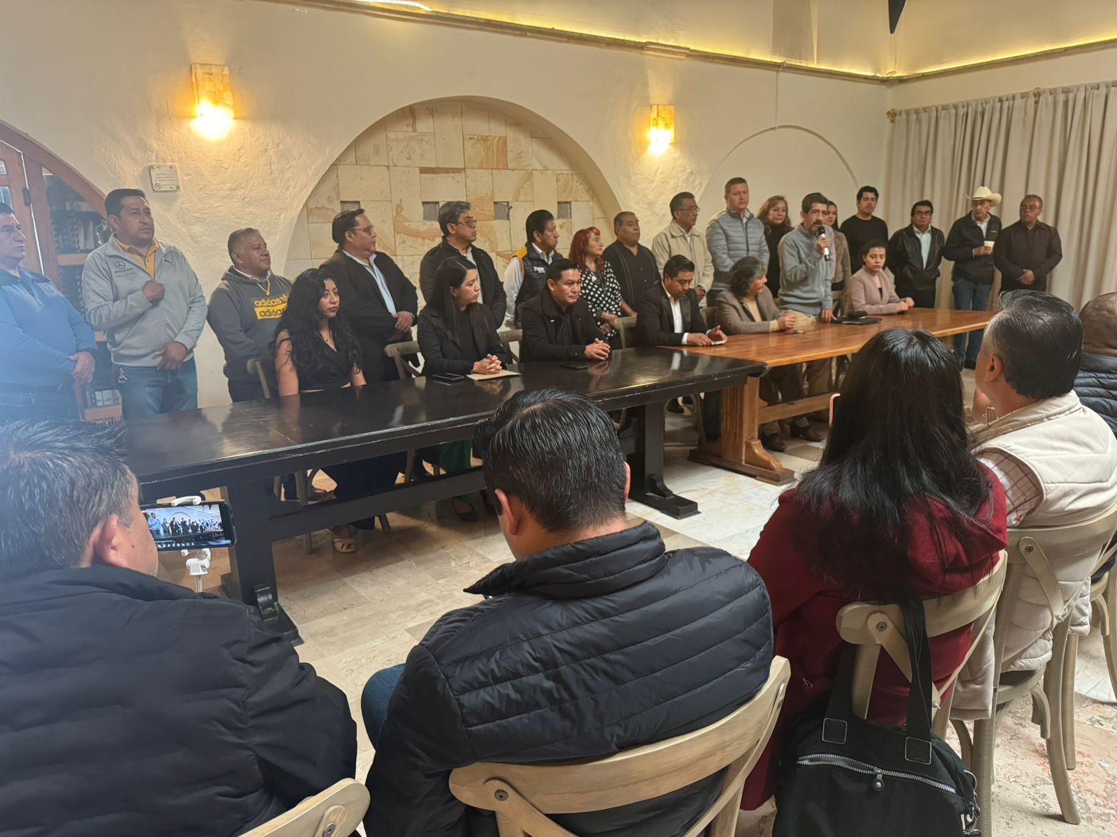 Por: Cortesía Lula Pineda Reconoce magisterio a Tonantzin Fernández en Cholula