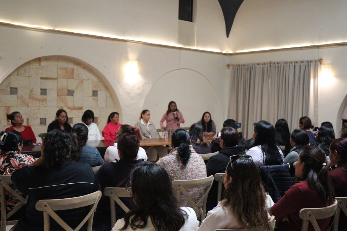 Por: Cortesía Lula Pineda Firme apoyo a Tonantzin Fernández como presidenta municipal electa de mujeres cholultecas