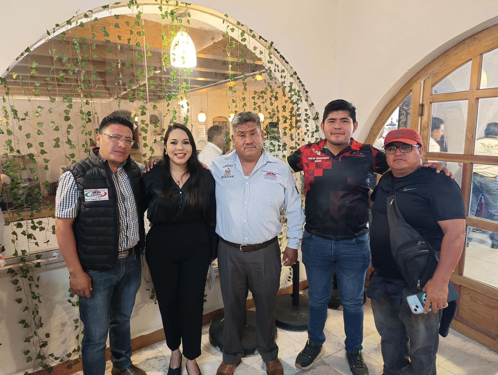 Transportistas de Cholula confían en administración de Tonantzin Fernández