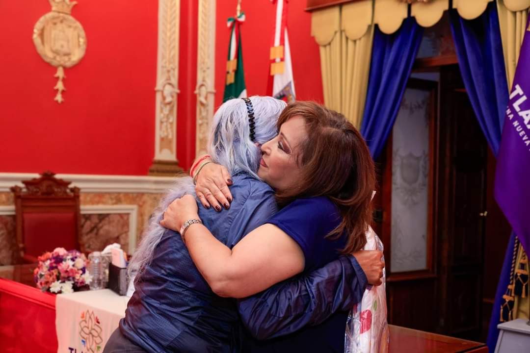 Encuesta "reprueba" a administración de Lorena Cuéllar